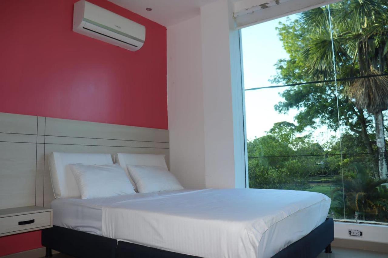 Hotel River Suite Leticia Bagian luar foto